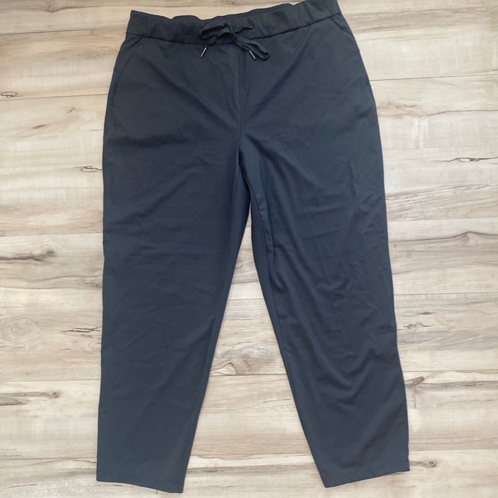Intro Love the Fit Grey Stretch Pants. Size XL. Front pockets. Worn once.